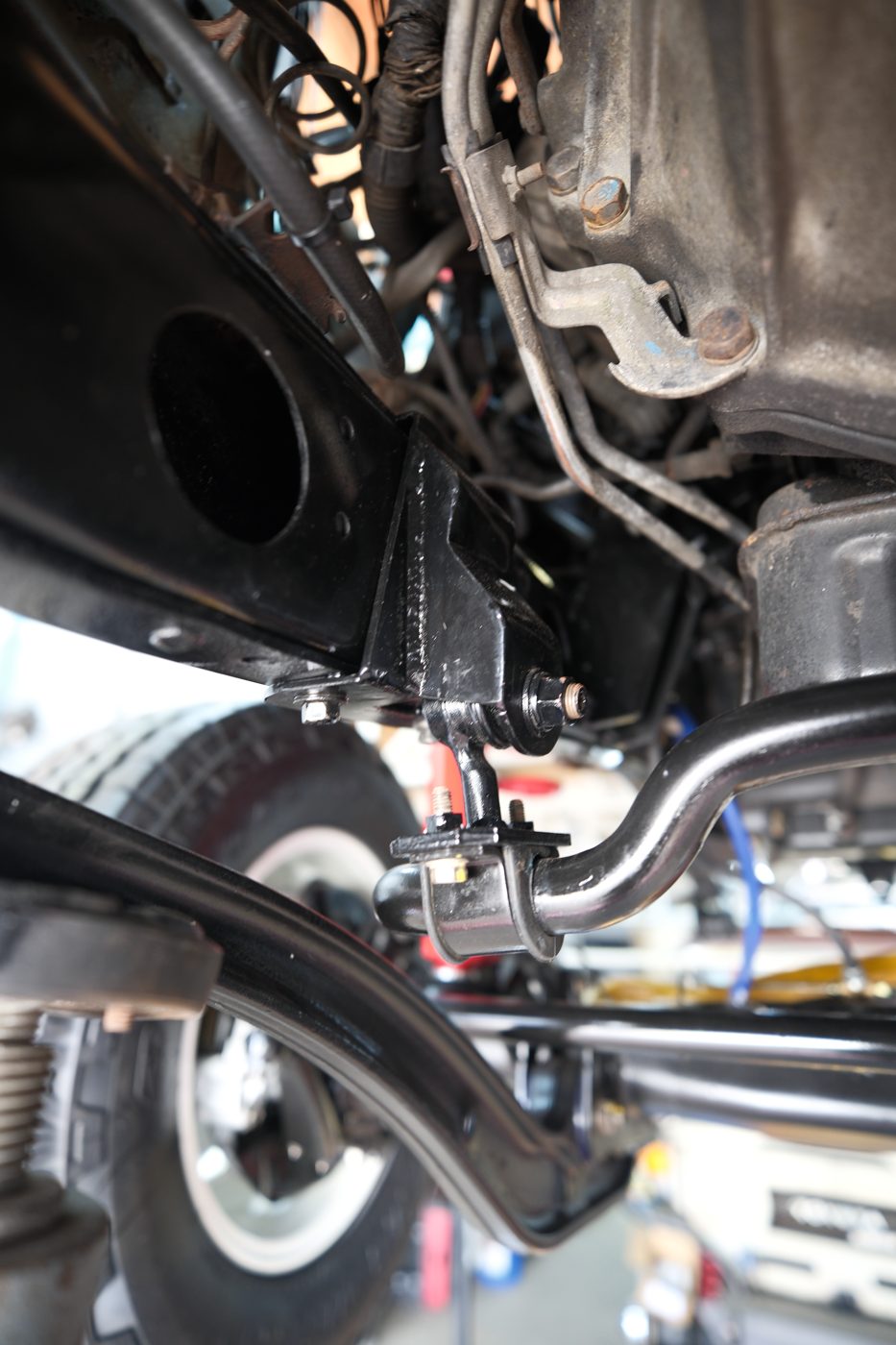 Rebuilt axle and underbody on the 40 Series