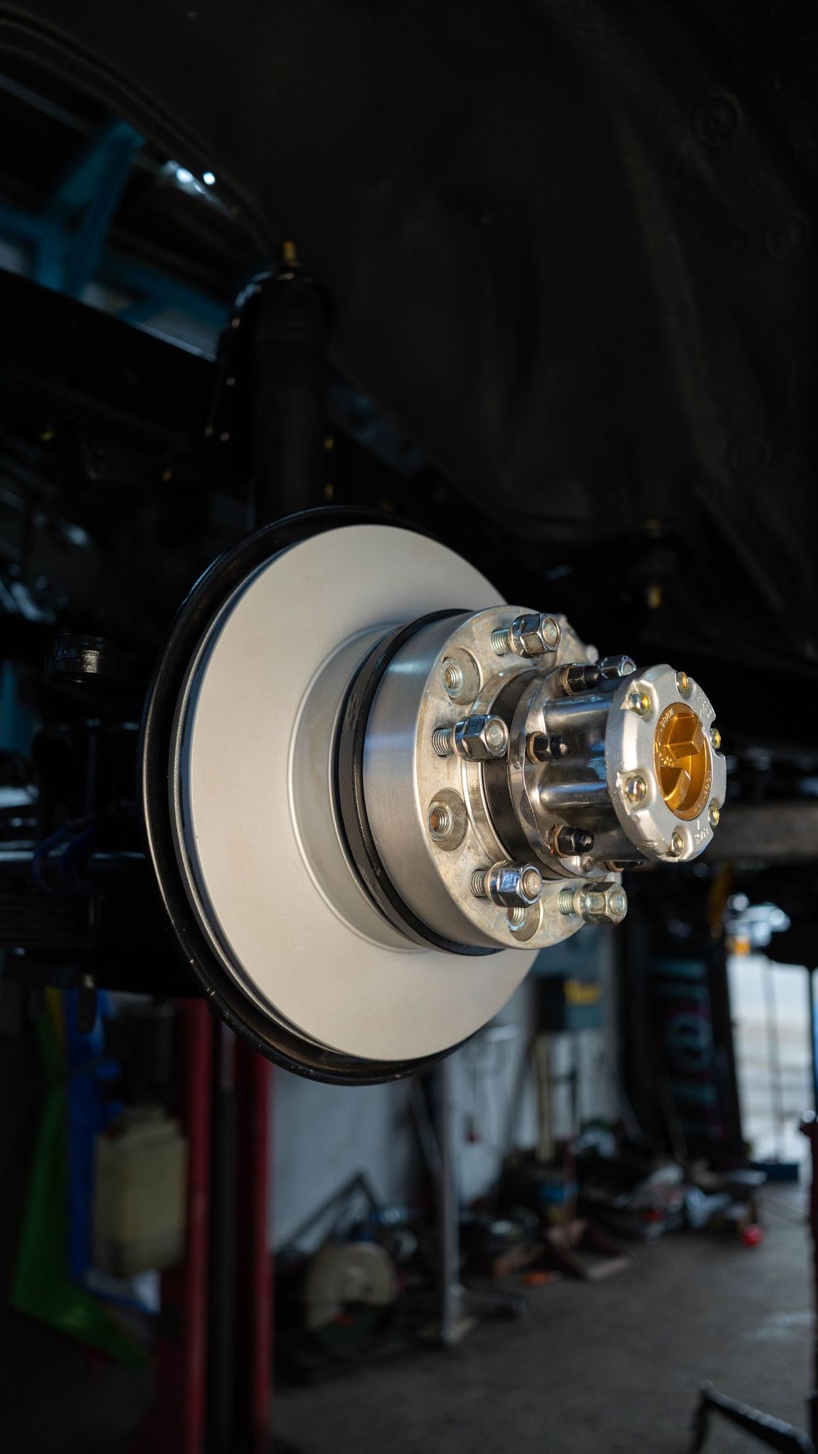 Engineering detail: a front disc-brake conversion during a chassis-up Land Cruiser 60 rebuild
