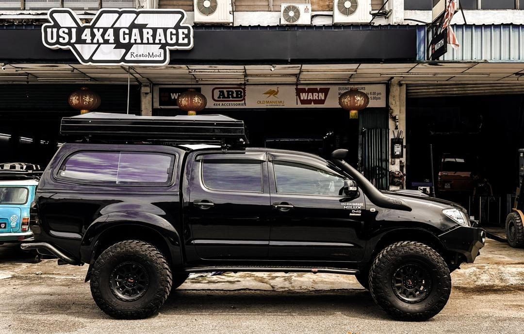The Overland Hilux, a Toyota Hilux Vigo touring build
